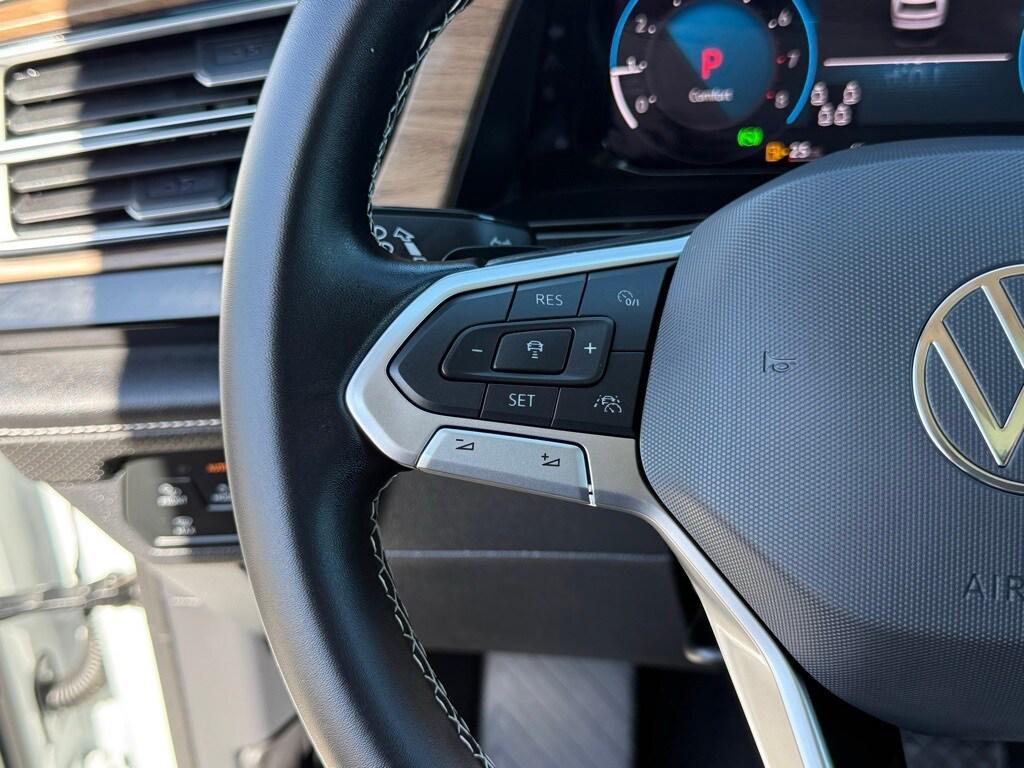 new 2026 Volkswagen Atlas car, priced at $45,524