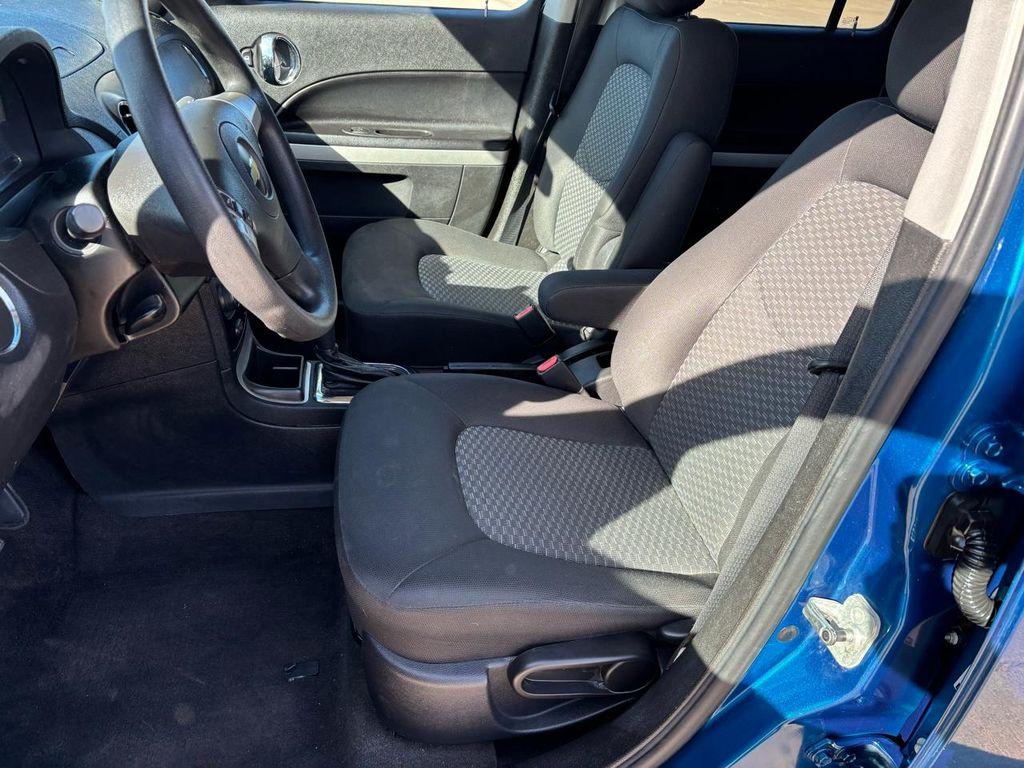 used 2009 Chevrolet HHR car, priced at $9,999