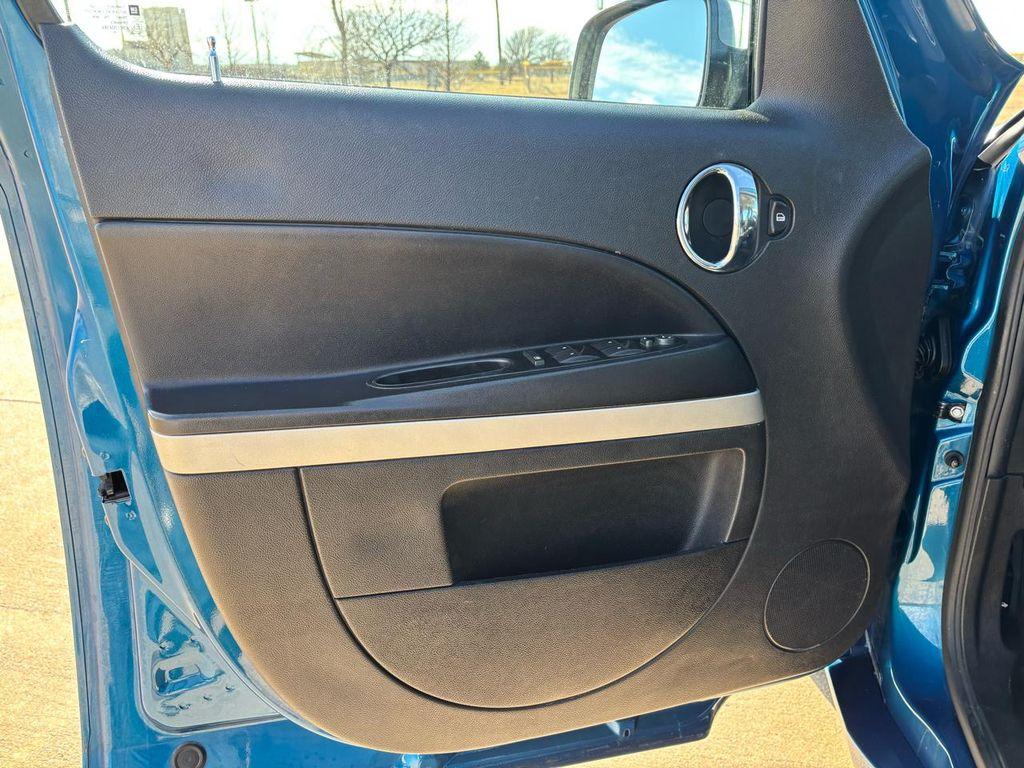 used 2009 Chevrolet HHR car, priced at $9,999