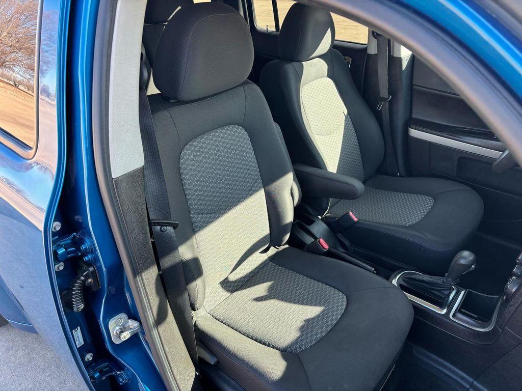 used 2009 Chevrolet HHR car, priced at $9,999