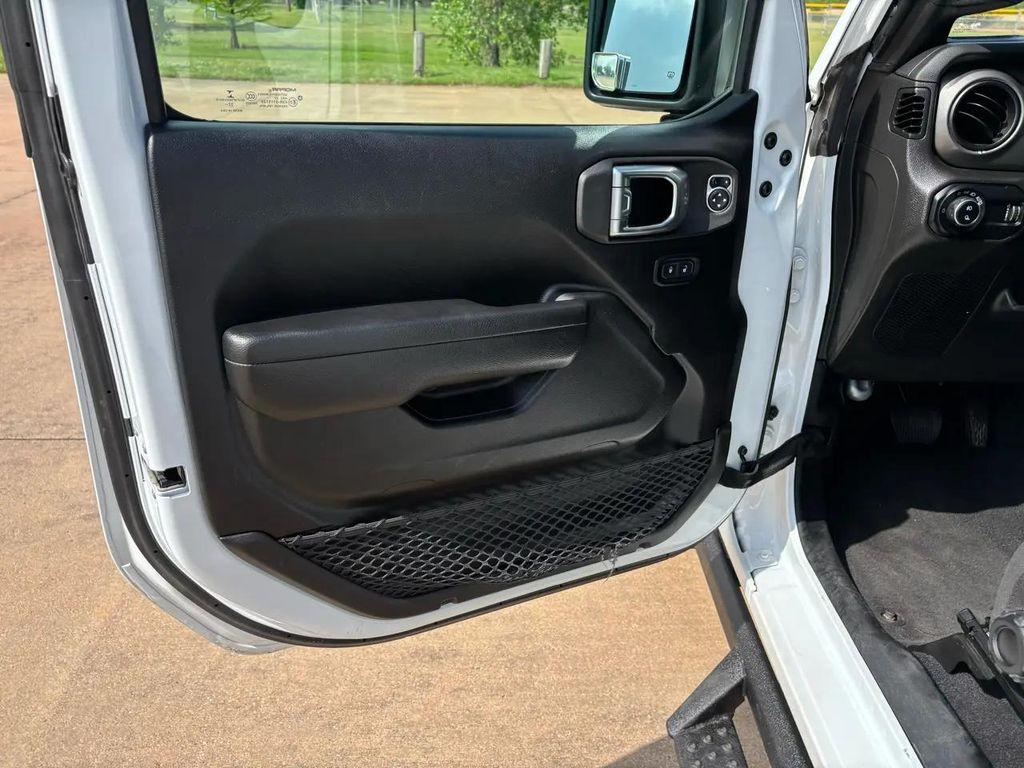 used 2023 Jeep Gladiator car, priced at $29,999