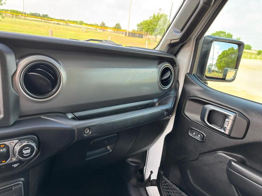 used 2023 Jeep Gladiator car, priced at $29,999