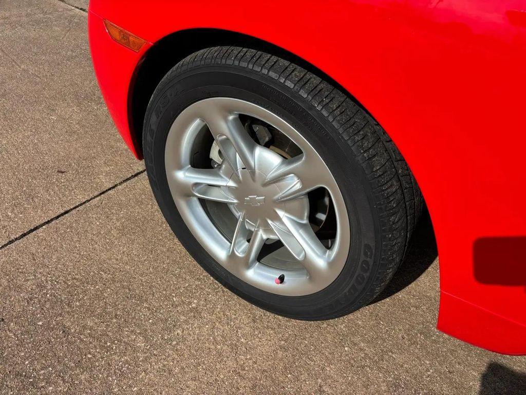 used 2003 Chevrolet SSR car, priced at $25,999