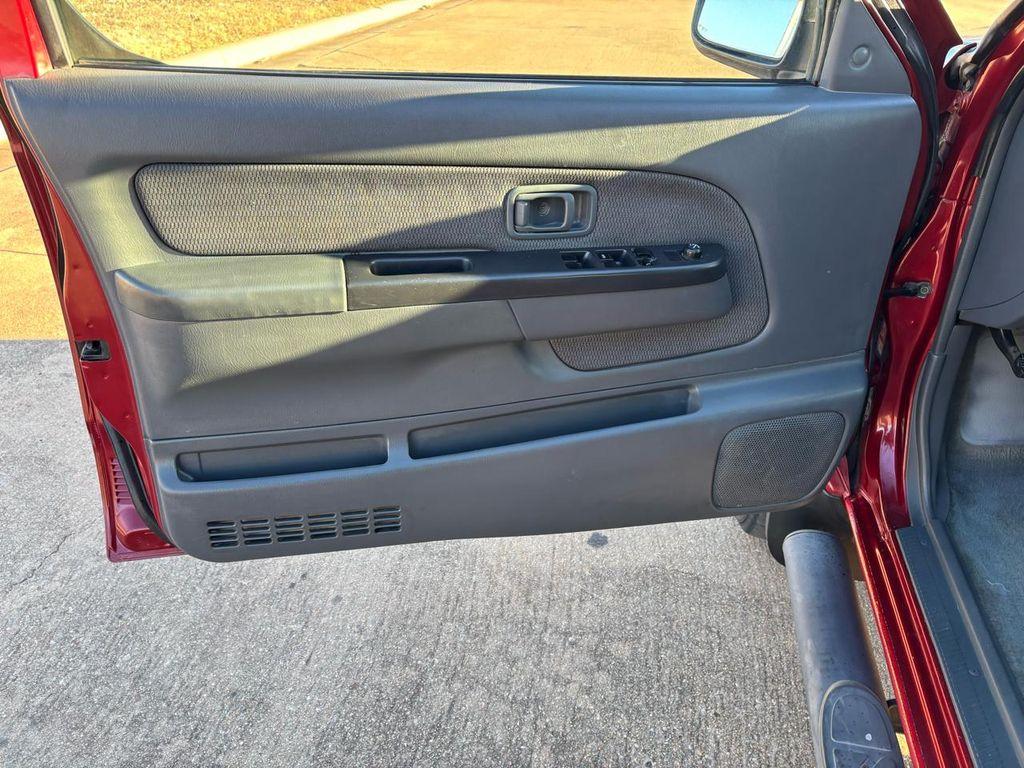 used 2004 Nissan Frontier car, priced at $11,999