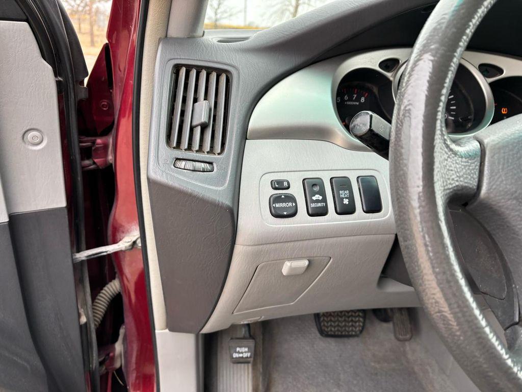 used 2006 Toyota Highlander car, priced at $7,500