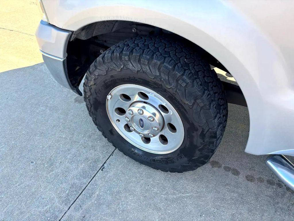 used 2006 Ford F-250 car, priced at $15,999