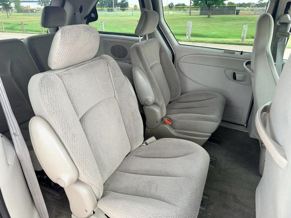 used 2005 Dodge Caravan car, priced at $9,999