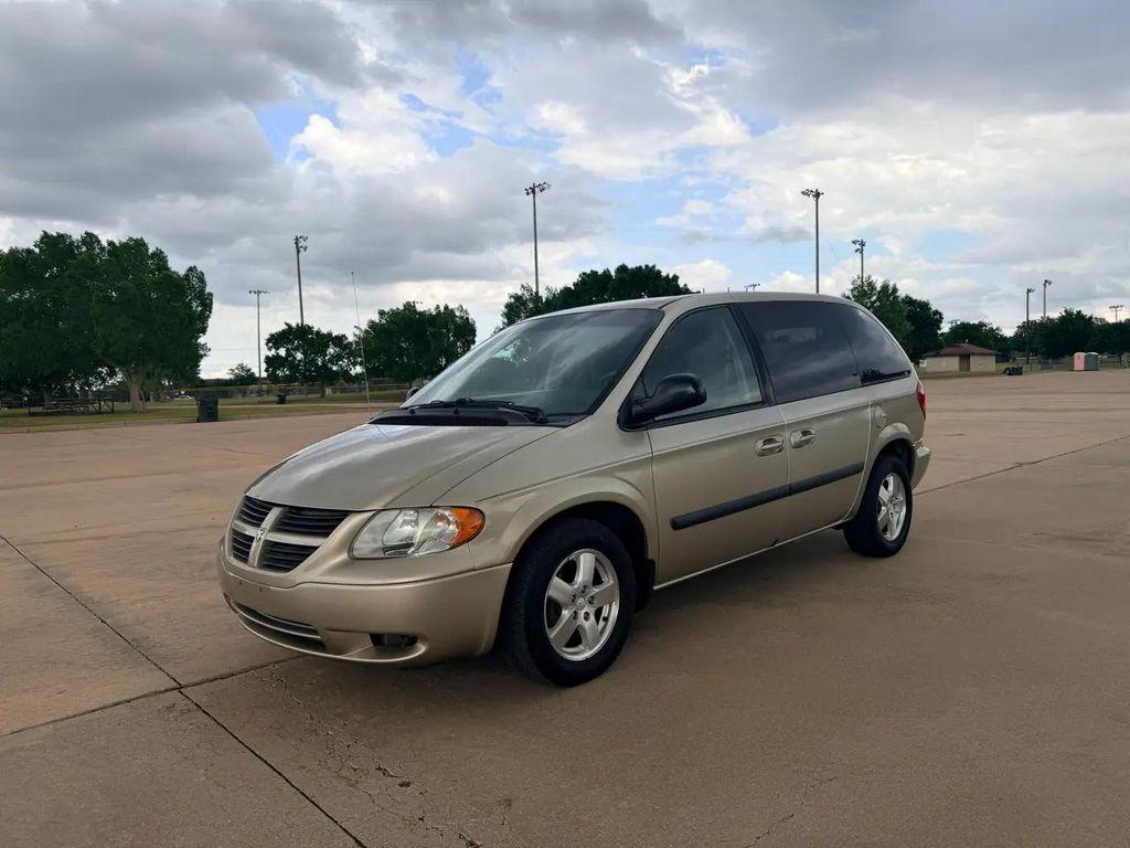 used 2005 Dodge Caravan car, priced at $9,999