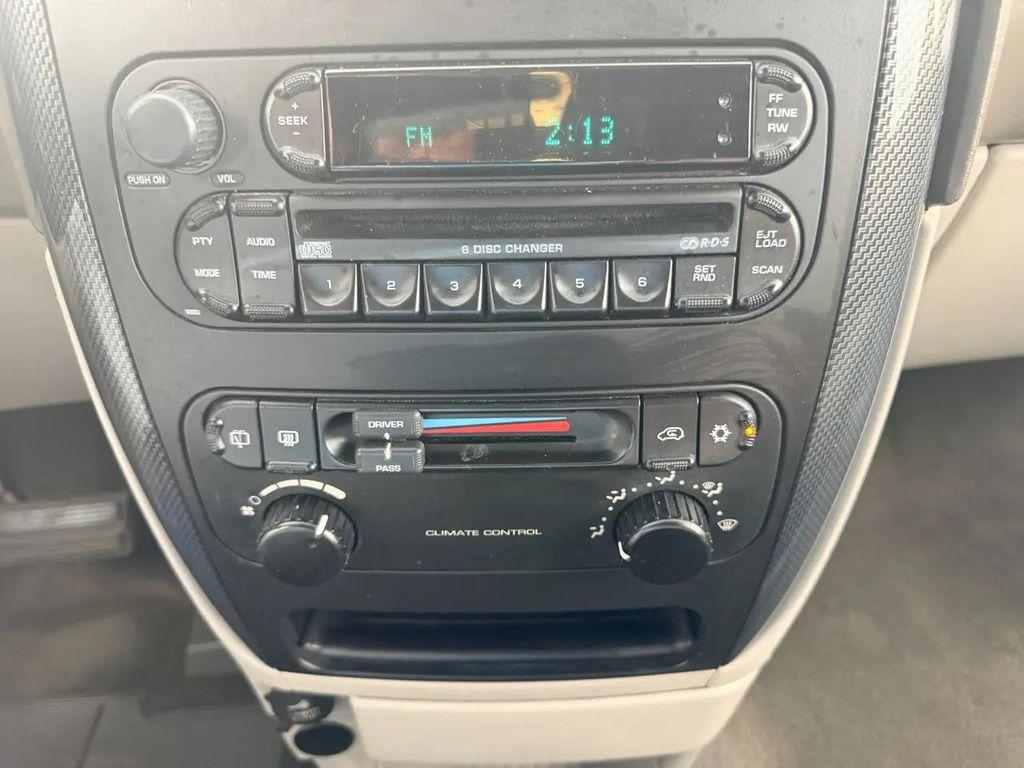 used 2005 Dodge Caravan car, priced at $9,999