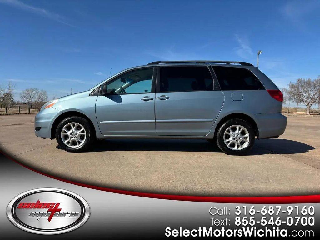 used 2006 Toyota Sienna car, priced at $11,999