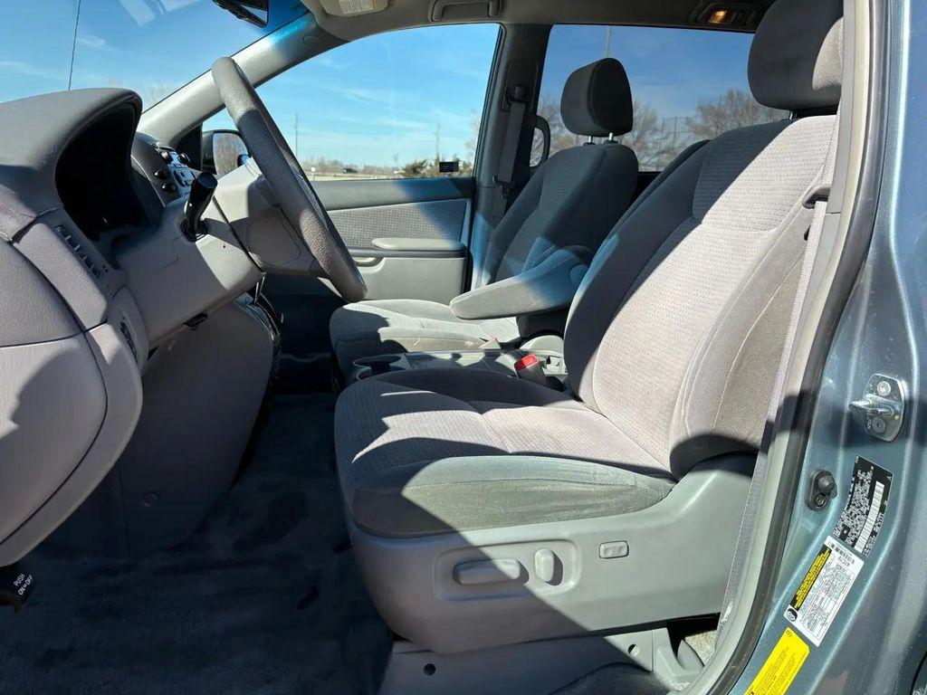 used 2006 Toyota Sienna car, priced at $11,999