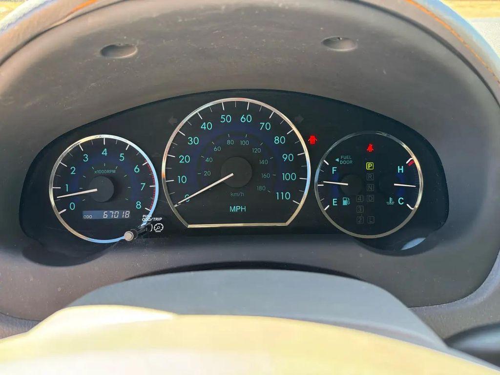 used 2006 Toyota Sienna car, priced at $11,999