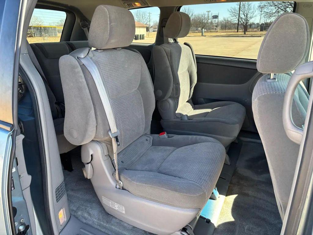 used 2006 Toyota Sienna car, priced at $11,999