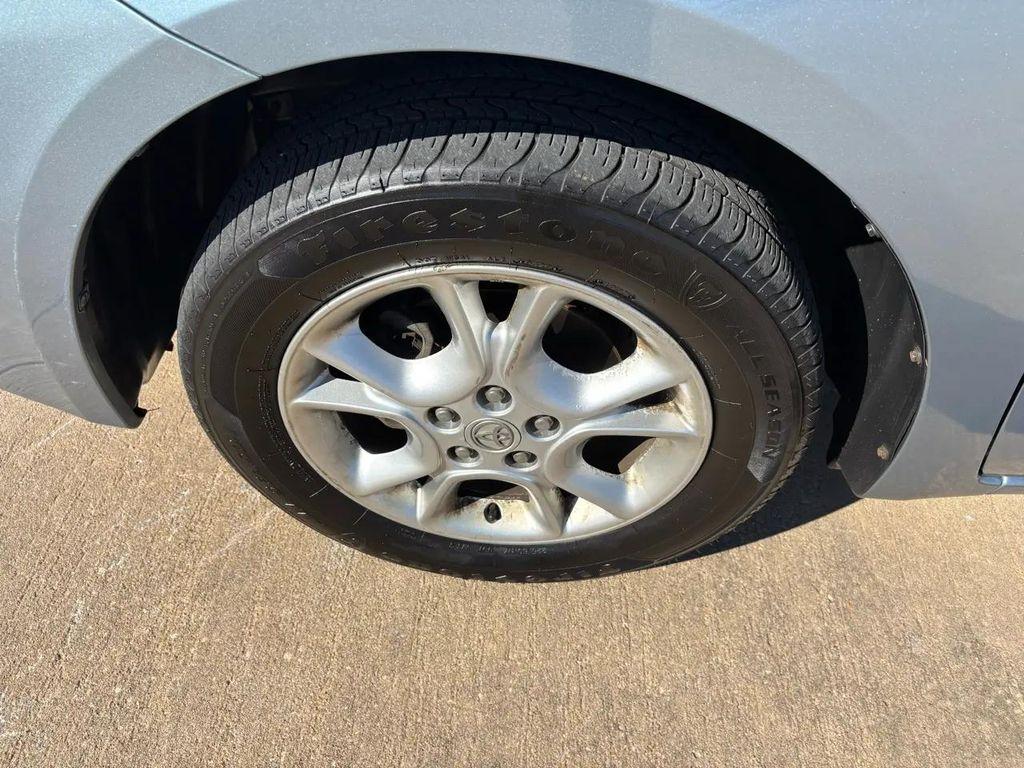 used 2006 Toyota Sienna car, priced at $11,999