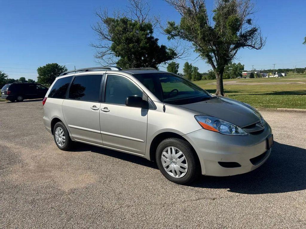 used 2006 Toyota Sienna car, priced at $11,999