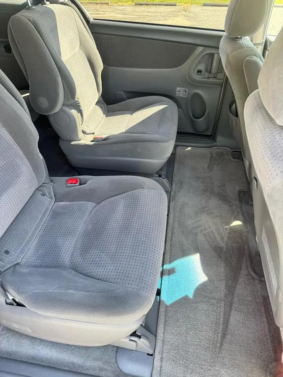 used 2006 Toyota Sienna car, priced at $11,999