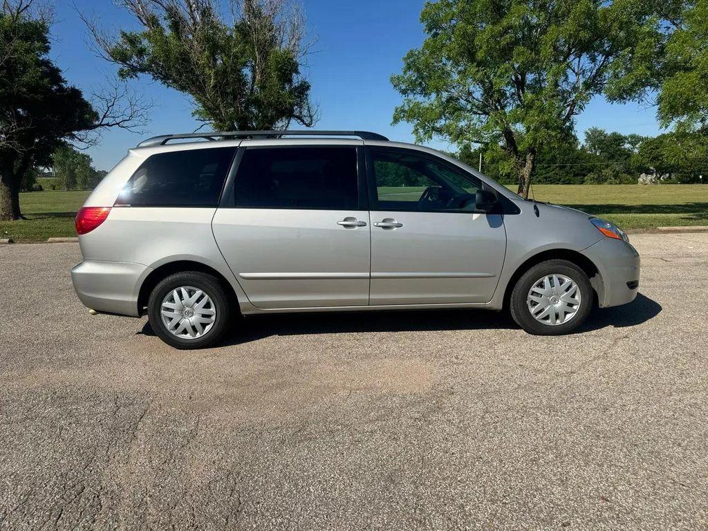 used 2006 Toyota Sienna car, priced at $11,999