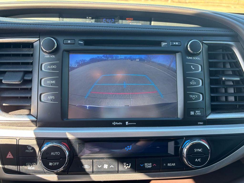 used 2015 Toyota Highlander car, priced at $22,999