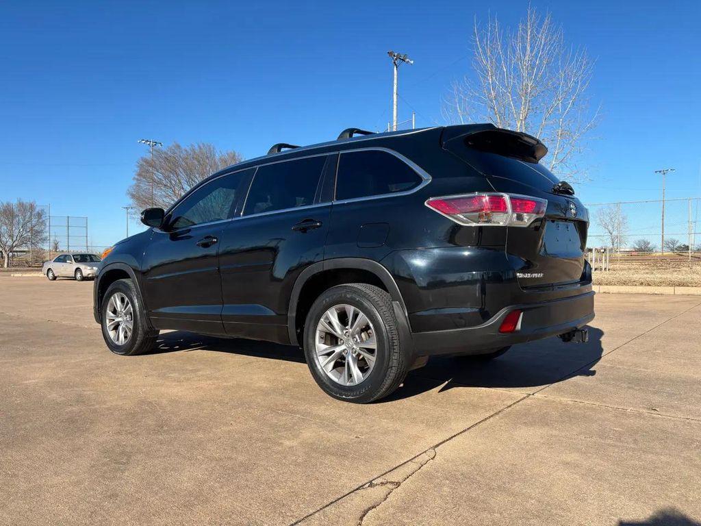 used 2015 Toyota Highlander car, priced at $22,999