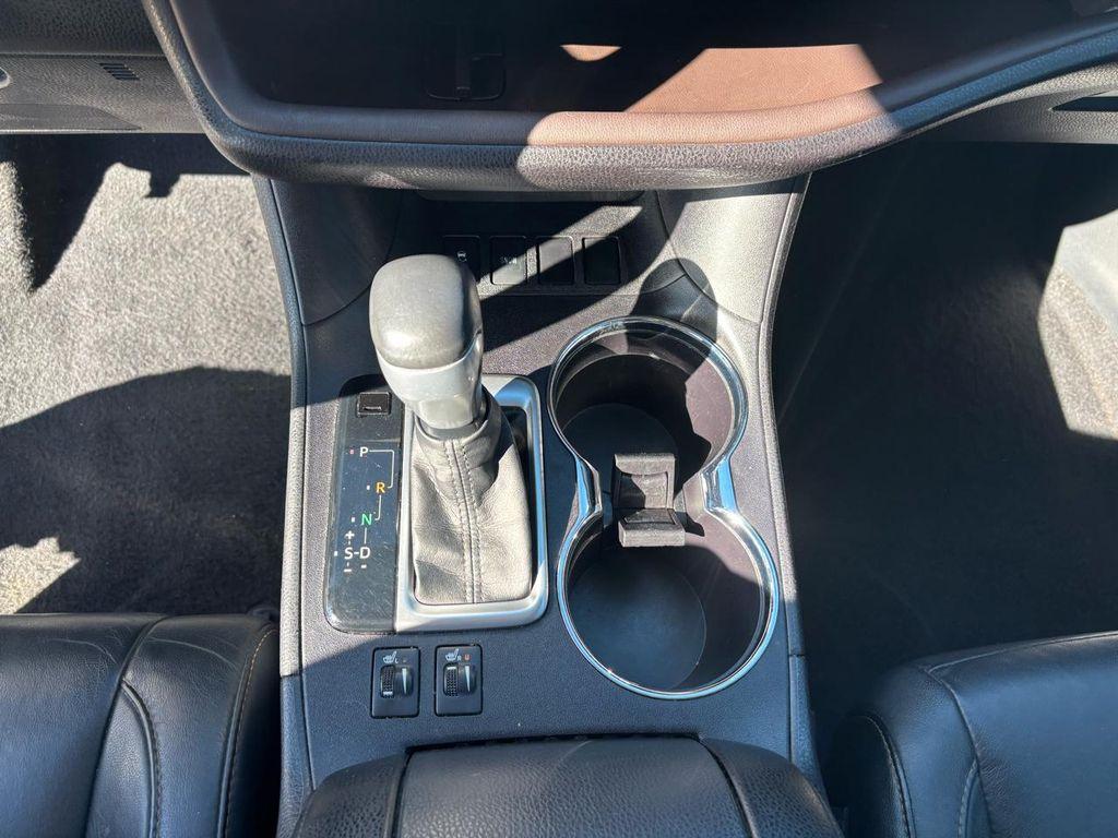 used 2015 Toyota Highlander car, priced at $22,999