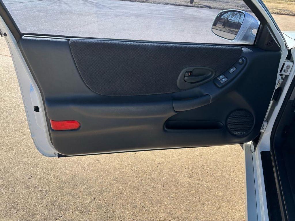 used 2001 Pontiac Grand Prix car, priced at $9,999