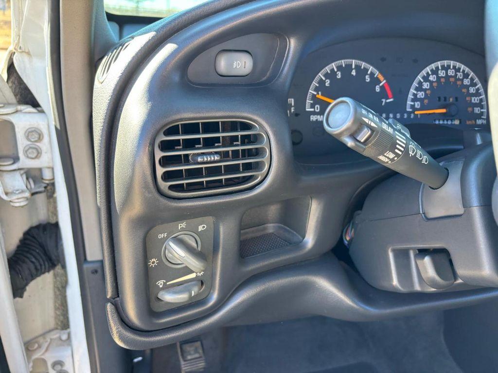 used 2001 Pontiac Grand Prix car, priced at $9,999