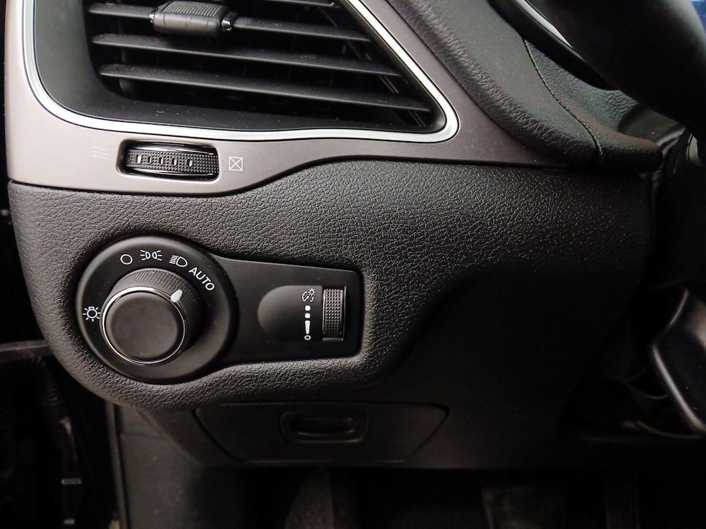 used 2020 Jeep Cherokee car, priced at $19,998