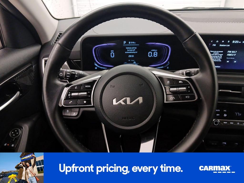 used 2025 Kia Seltos car, priced at $21,998