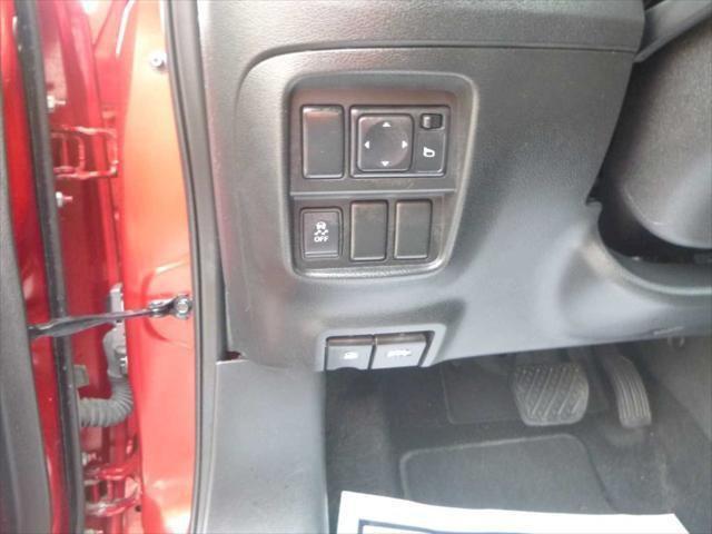 used 2013 Nissan Juke car, priced at $10,995