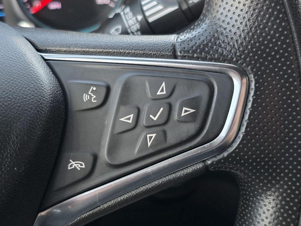 used 2021 Chevrolet Equinox car, priced at $17,821