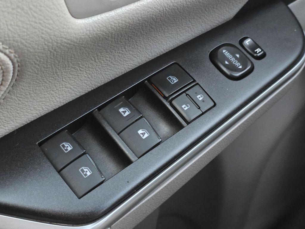 used 2017 Toyota Camry Hybrid car, priced at $16,547