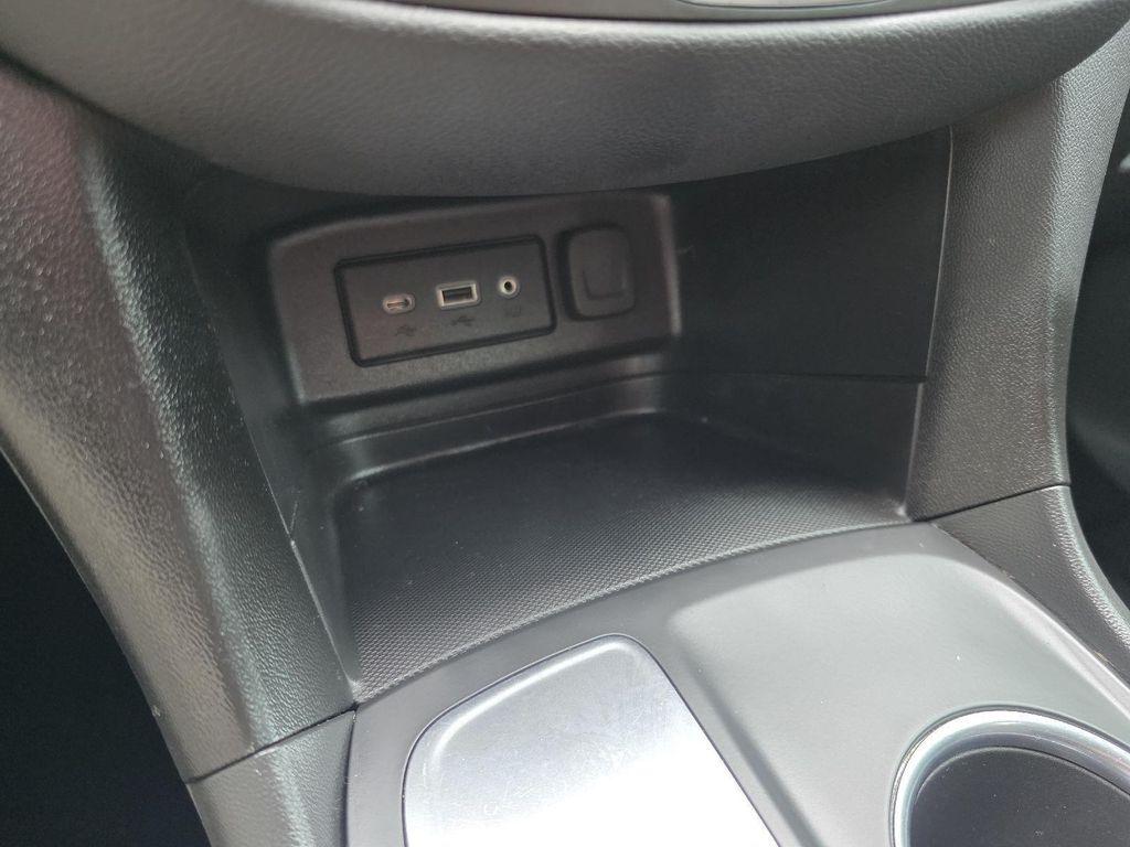 used 2021 Chevrolet Equinox car, priced at $17,921