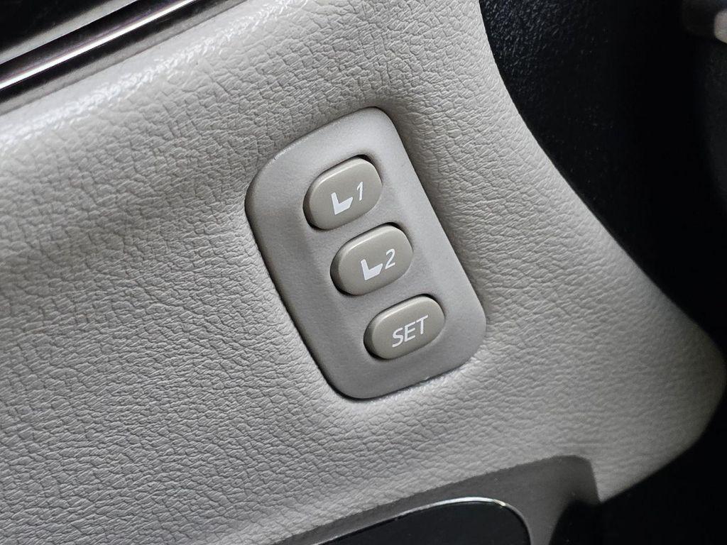 used 2018 Toyota Avalon Hybrid car, priced at $22,232