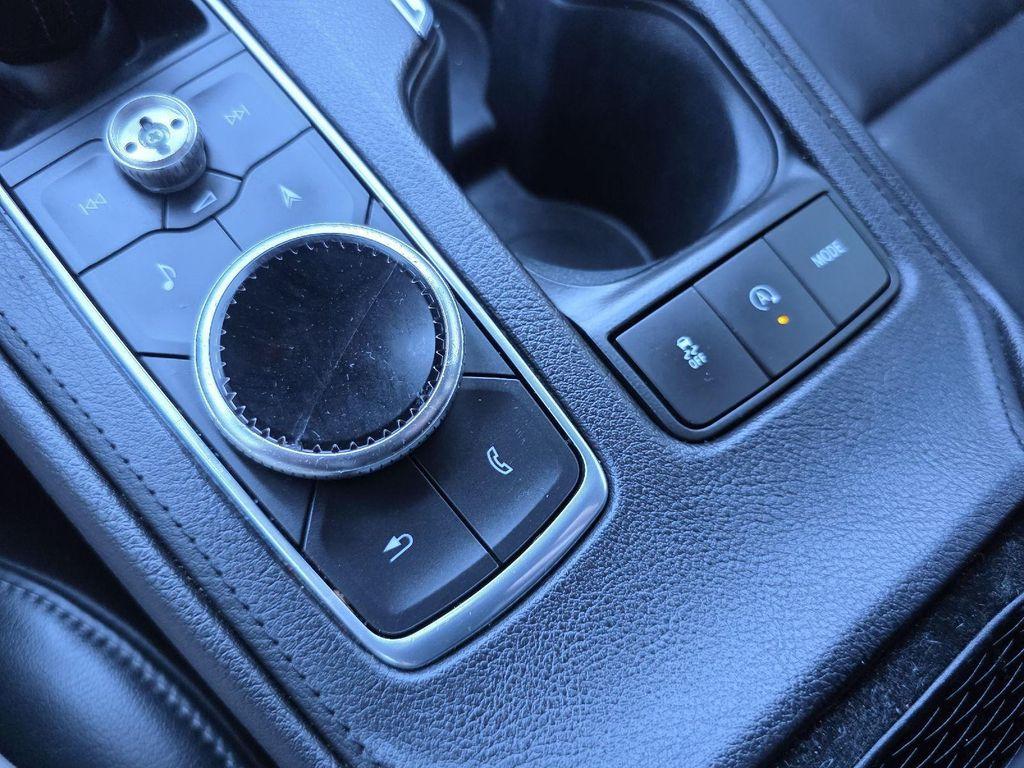 used 2019 Cadillac XT4 car, priced at $19,800