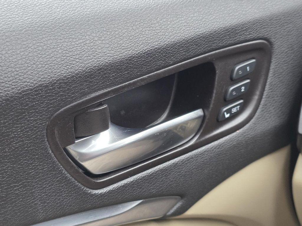 used 2019 Acura MDX car, priced at $19,518