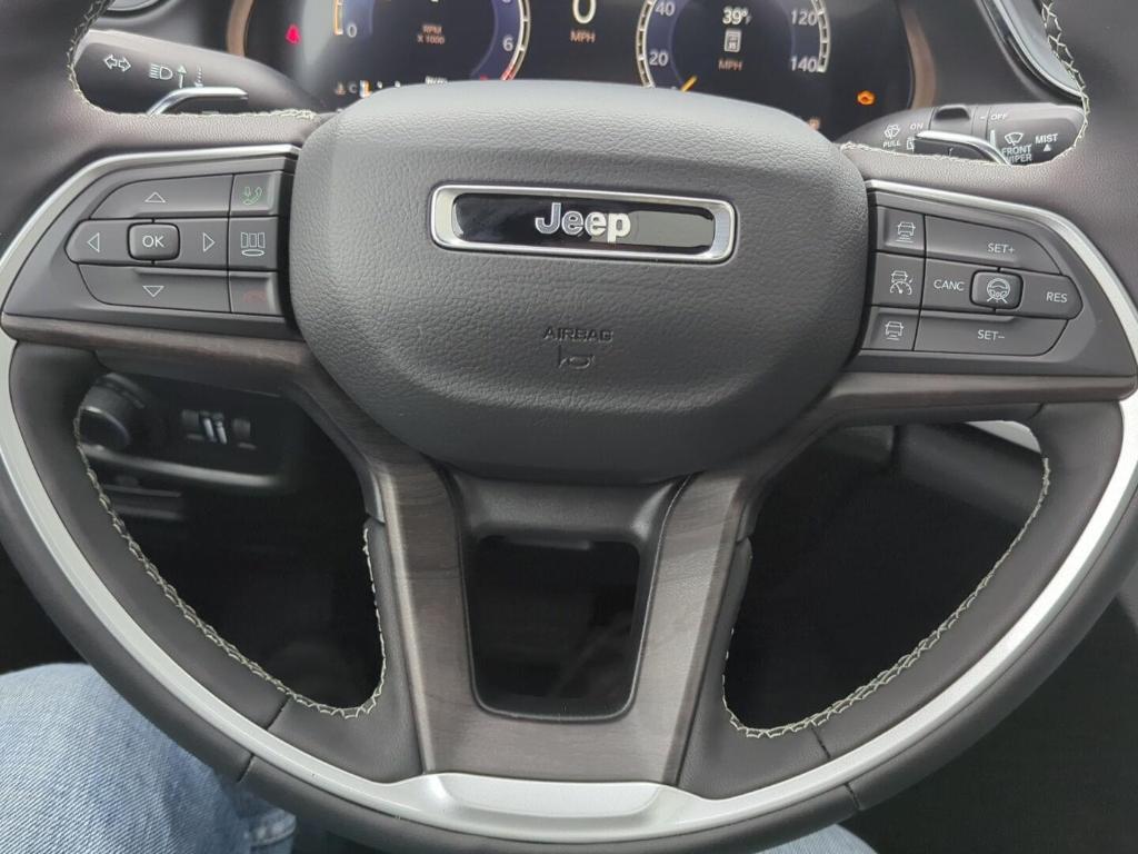 new 2026 Jeep Grand Cherokee car, priced at $44,950