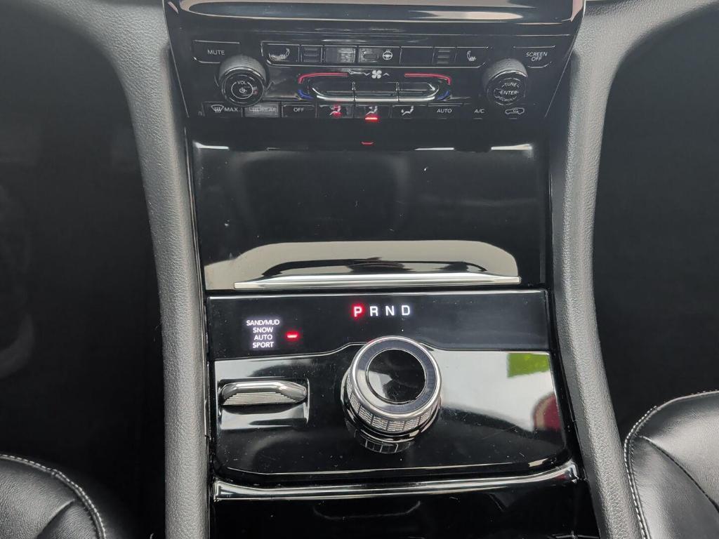 used 2021 Jeep Grand Cherokee L car, priced at $30,000