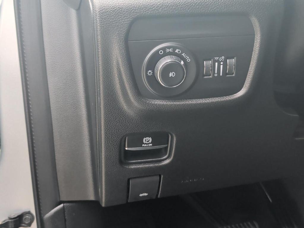 used 2021 Jeep Grand Cherokee L car, priced at $30,000