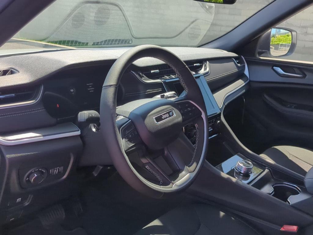 new 2026 Jeep Grand Cherokee L car, priced at $42,905