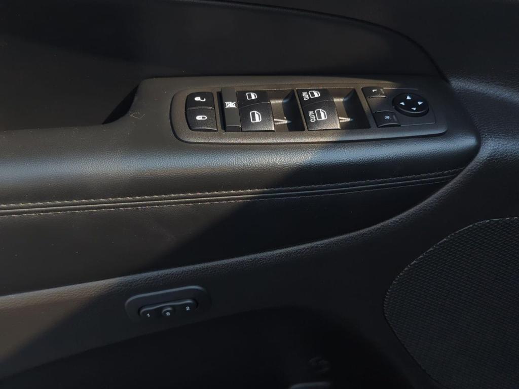 used 2021 Jeep Grand Cherokee car, priced at $33,000