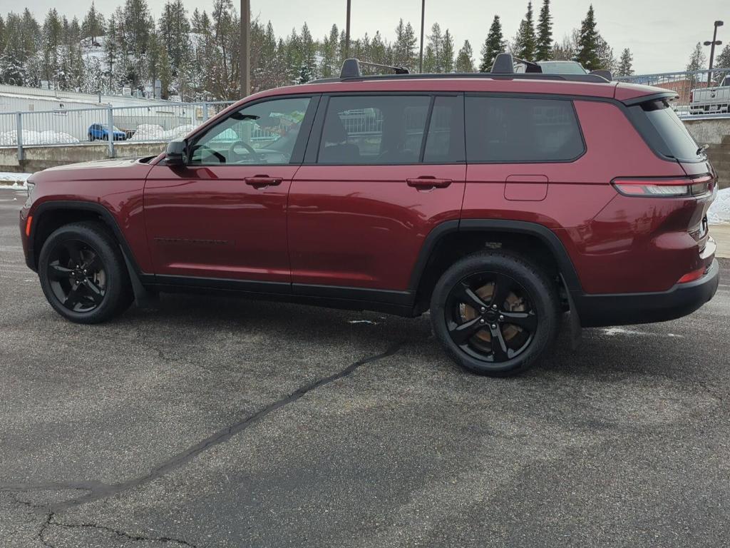 used 2023 Jeep Grand Cherokee L car, priced at $32,000