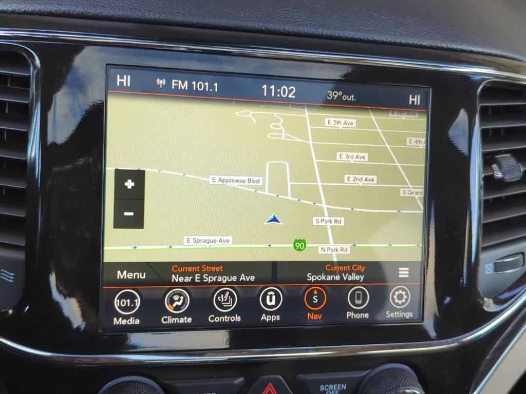 used 2021 Jeep Grand Cherokee car, priced at $32,000