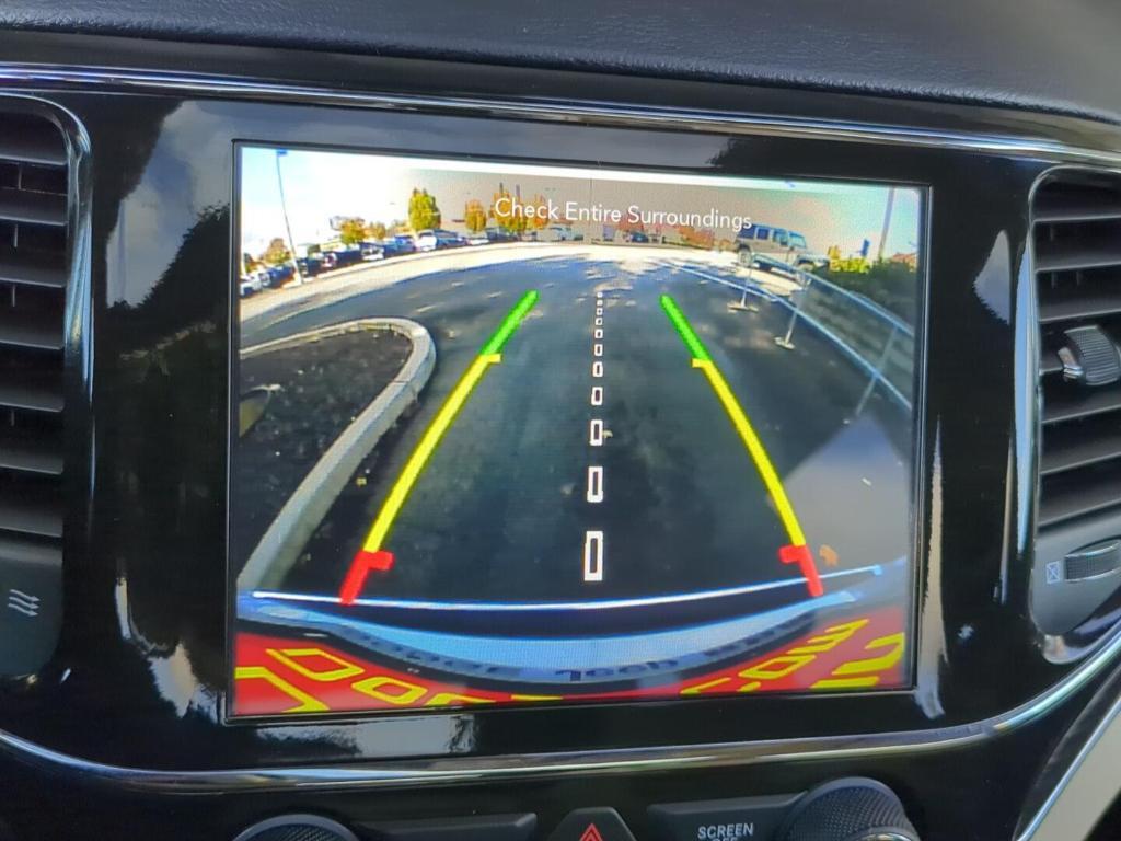 used 2021 Jeep Grand Cherokee car, priced at $32,000