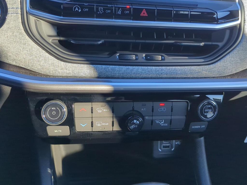 new 2026 Jeep Compass car, priced at $29,990