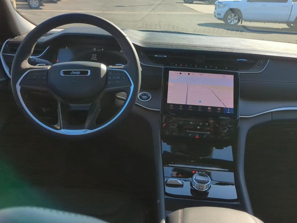 new 2025 Jeep Grand Cherokee car, priced at $50,605