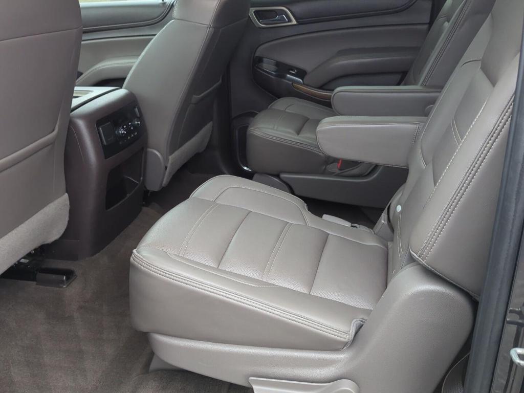 used 2018 GMC Yukon XL car, priced at $28,000