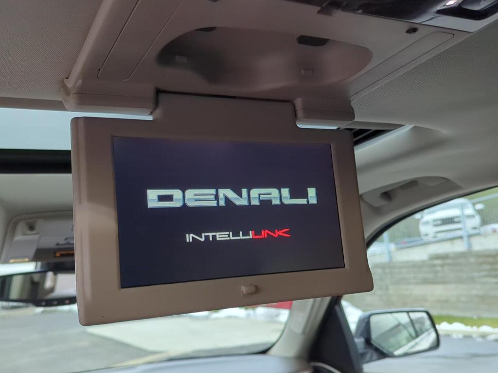 used 2018 GMC Yukon XL car, priced at $28,000