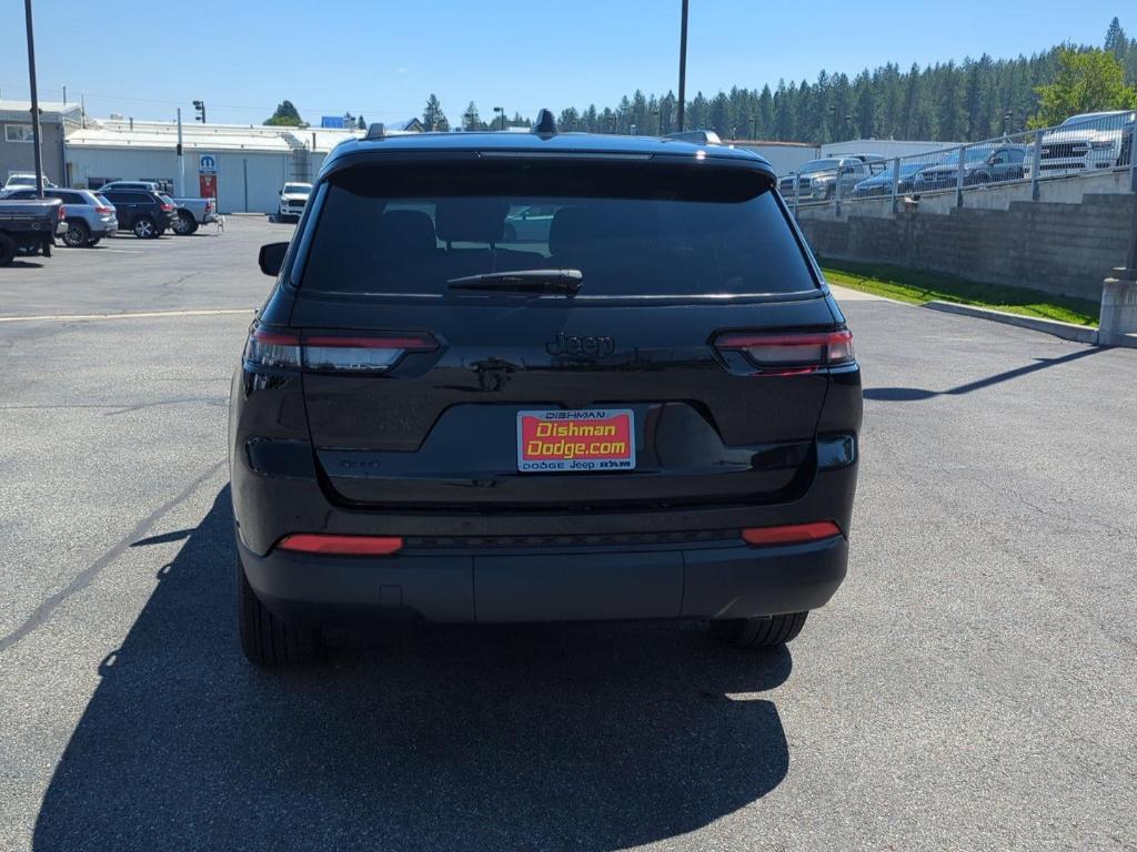 new 2025 Jeep Grand Cherokee L car, priced at $40,430