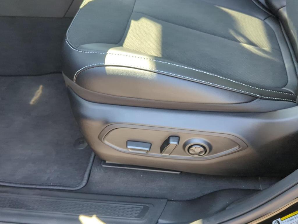 new 2025 Jeep Grand Cherokee L car, priced at $40,430