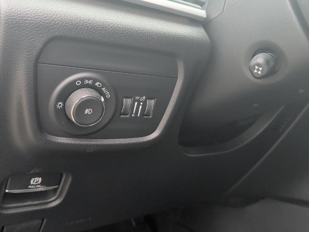 new 2025 Jeep Grand Cherokee L car, priced at $54,505